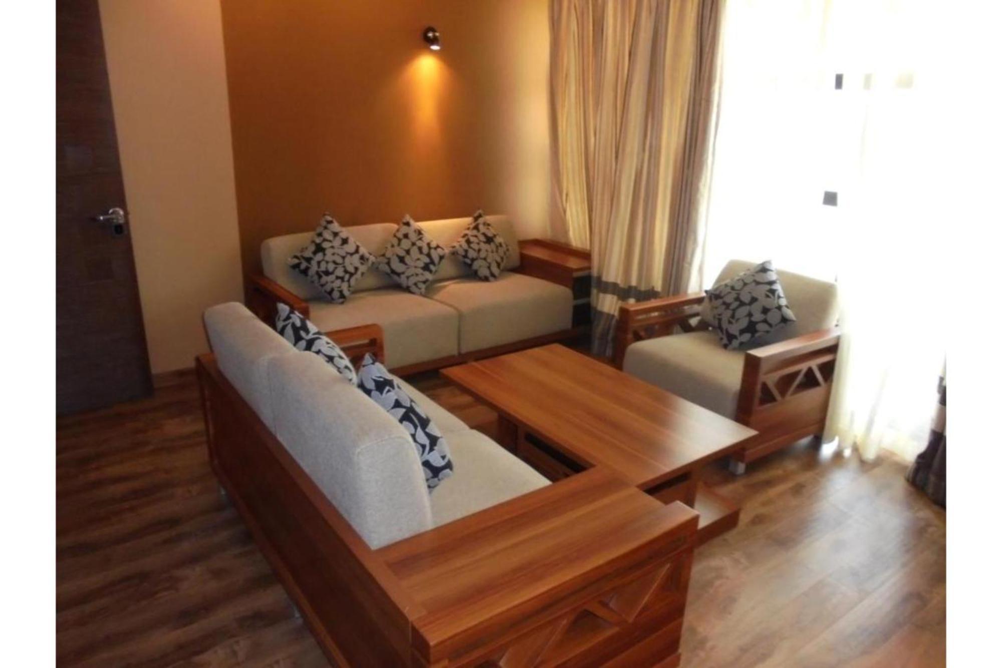 We Hotel & Suites Nairobi Exterior foto